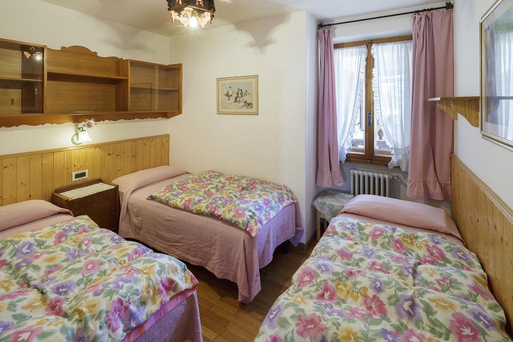 Villa Casanova - Stayincortina コルティーナ・ダンペッツォ 部屋 写真